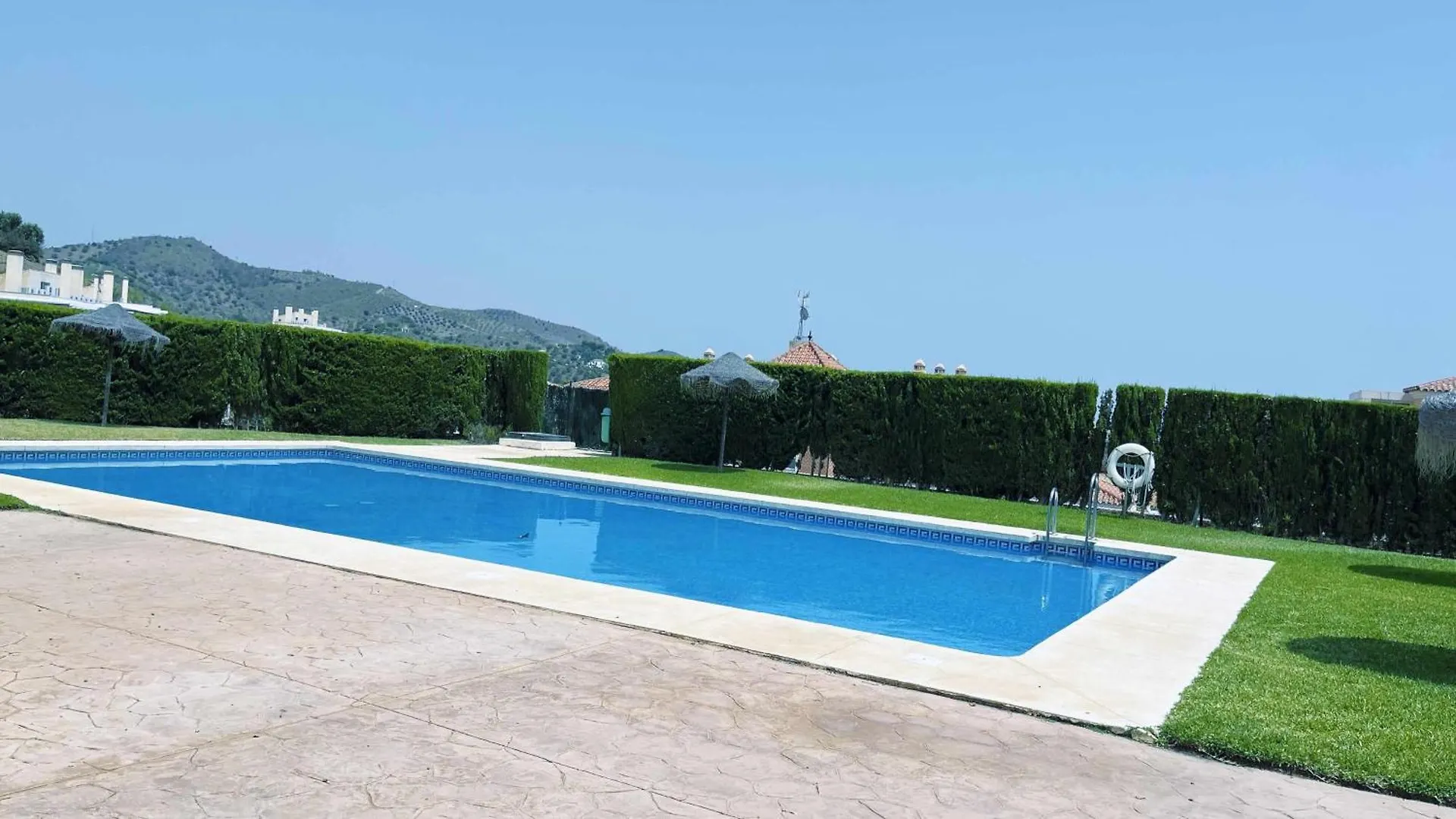 Gran Terraza Con Vistas Al Mar Y Piscina Apartment Rincon de la Victoria