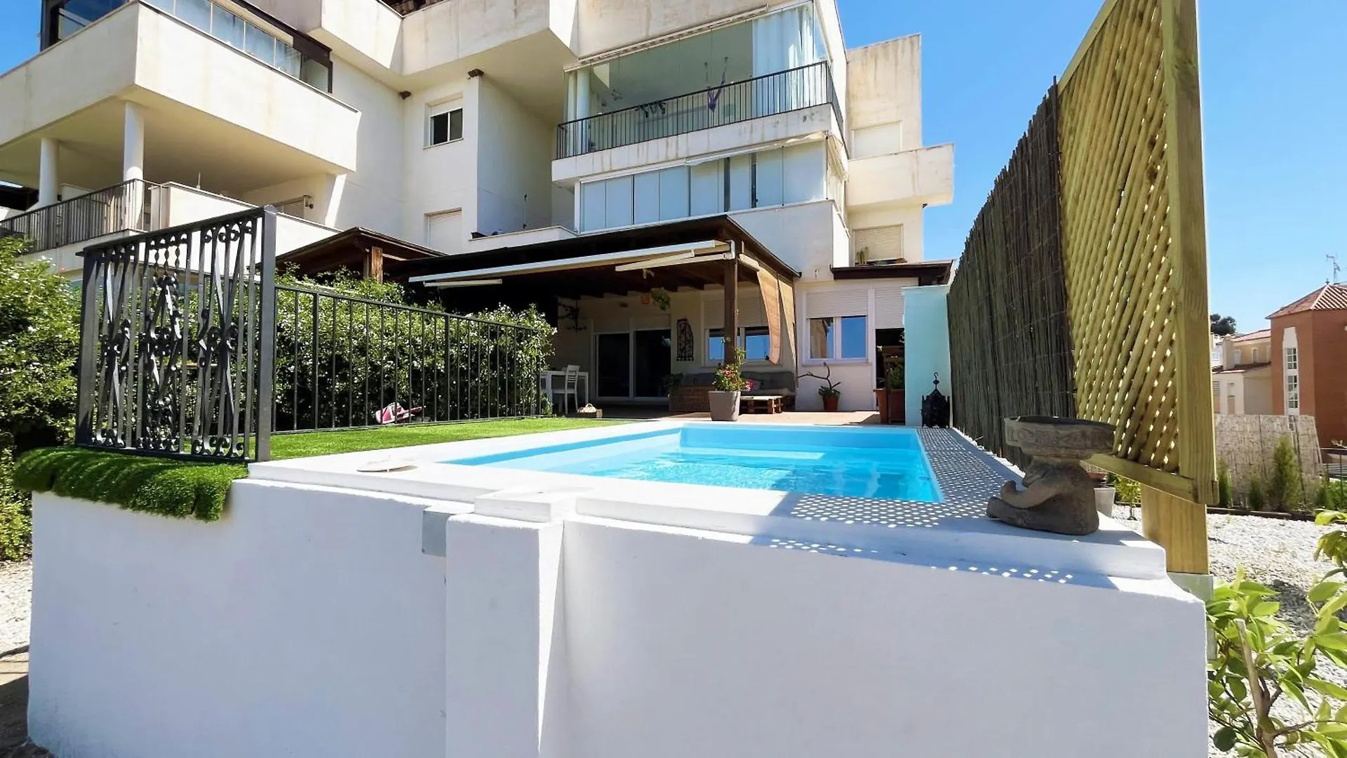 Gran Terraza Con Vistas Al Mar Y Piscina Apartment Rincon de la Victoria Spain